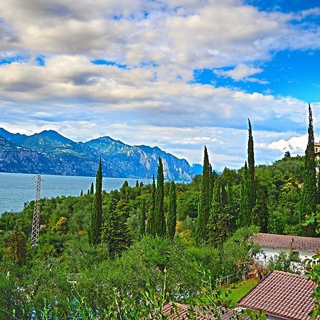 Villaggio Albergo Casa E Lago Brenzone sul Garda Eksteriør bilde